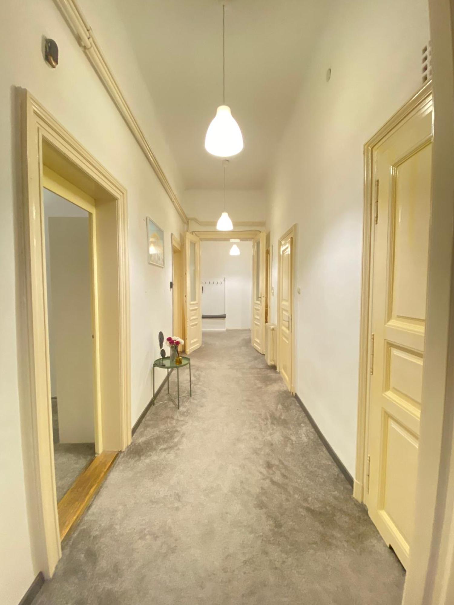 Sziv Apartment - Modern And Comfortable Budapest Exterior foto